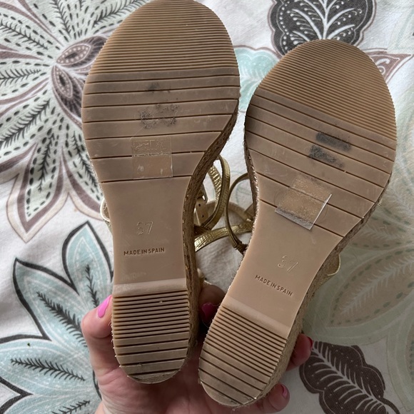 L.K. Bennett Gold Espadrille Platform size 37 - Picture 6 of 7